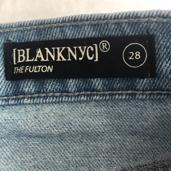 BLANK NYC / THE FULTON DENIM SHORT (28) - Picture 4 of 14